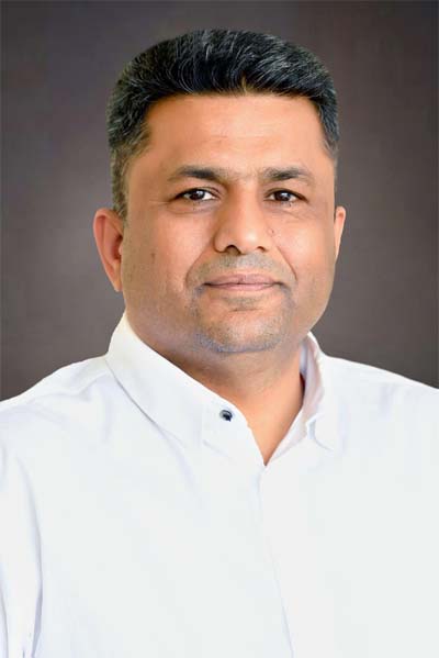 Officers who cannot work for the public, do not even have the right to remain in service - Sanjeev Vashisht.